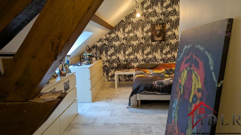 Maison - 240 m² - 9 pièces