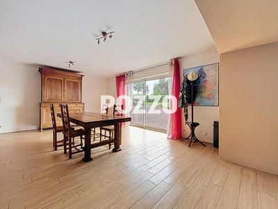 Maison - 108 m² - 5 pièces