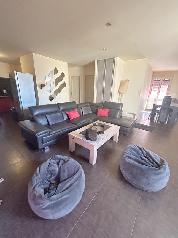 Appartement - 72 m² - 3 pièces