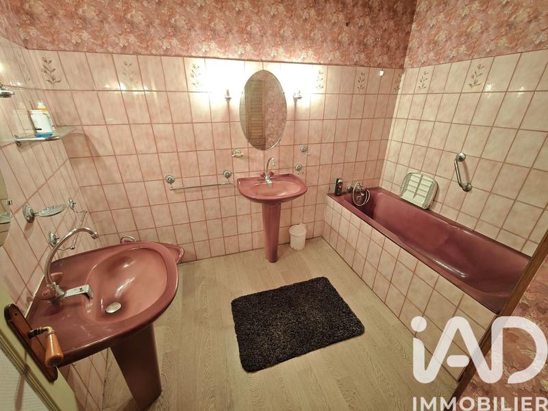 Maison - 182 m² - 6 pièces