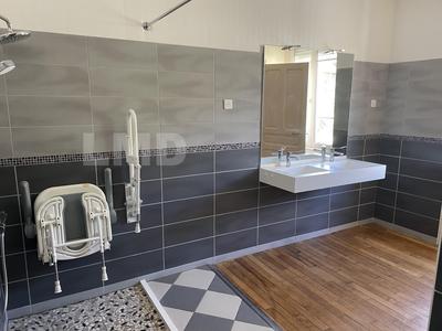 Maison en pierre - 99 m² - 5 pièces