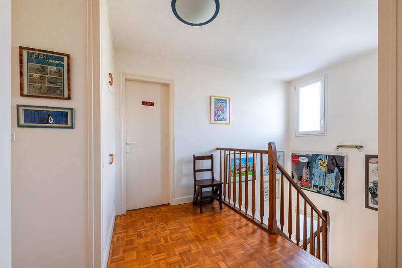 Maison - 145 m² - 8 pièces