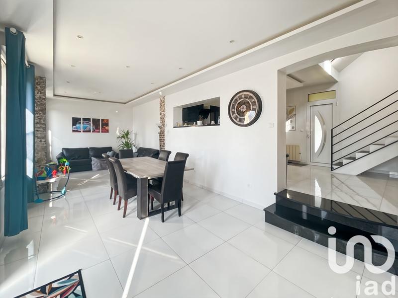 Maison - 140 m² - 5 pièces