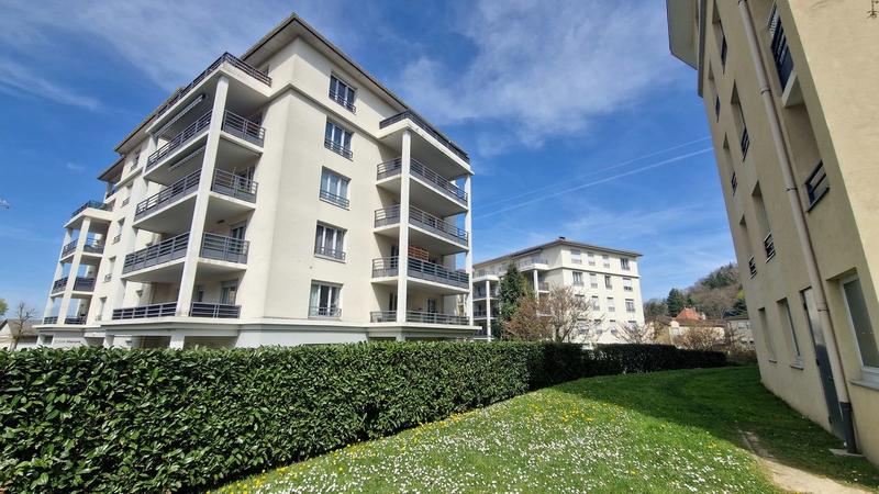 Appartement - 67 m² - 3 pièces