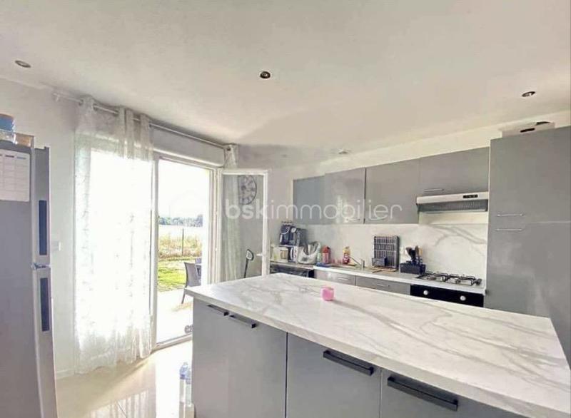 Maison - 100 m² - 6 pièces