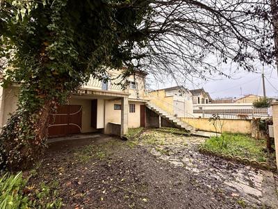 Maison - 92 m² - 4 pièces