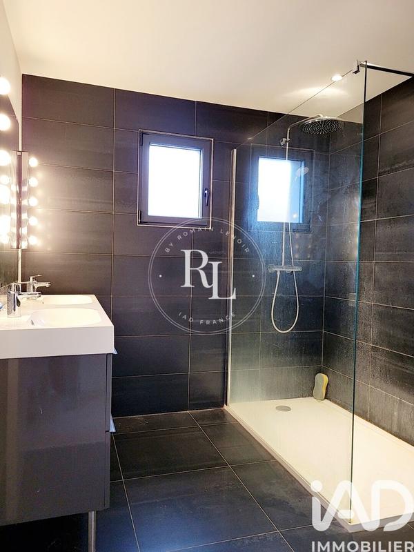 Maison - 145 m² - 6 pièces