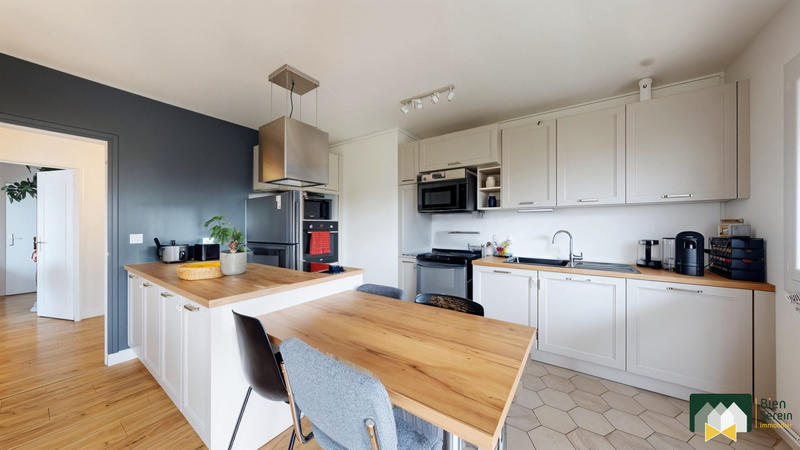 Appartement - 70 m² - 3 pièces