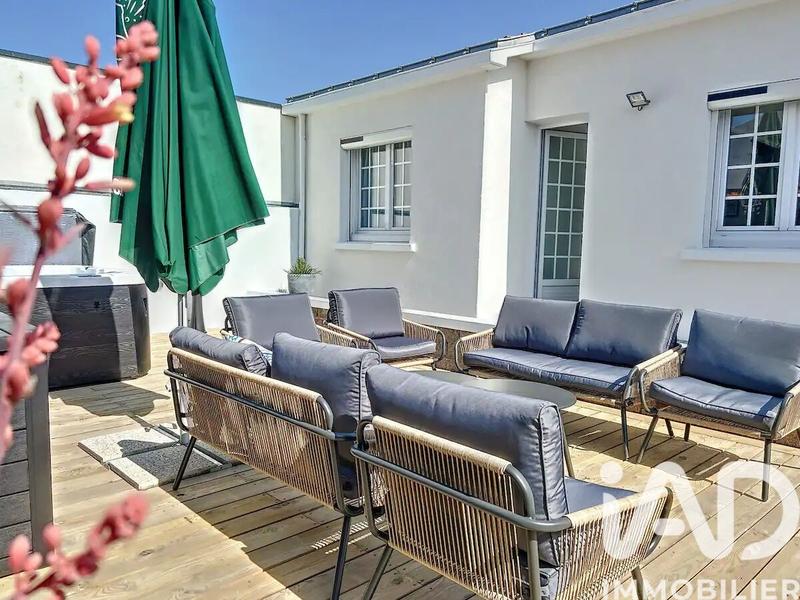 Maison - 96 m² - 4 pièces