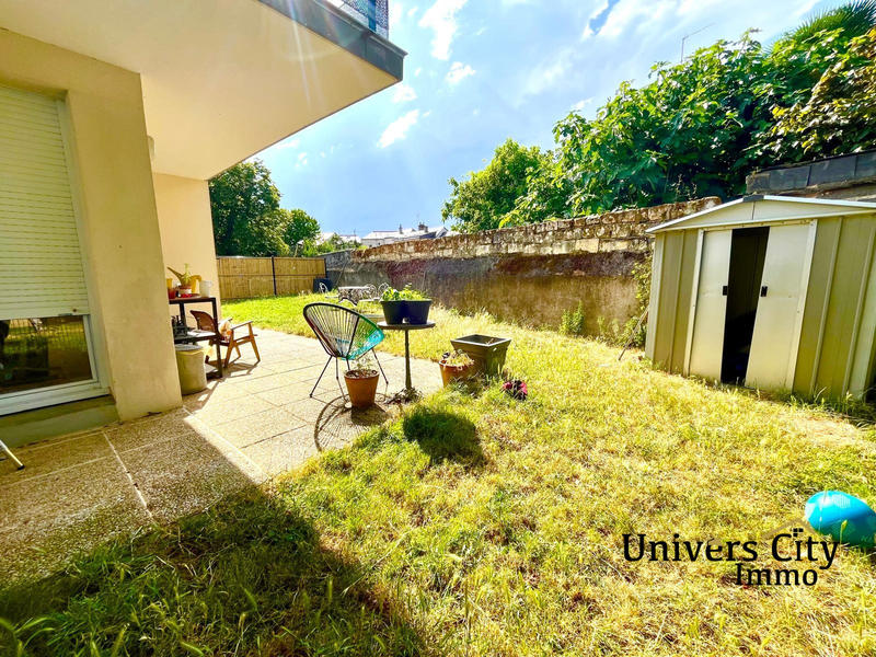 Appartement - 100 m² - 5 pièces