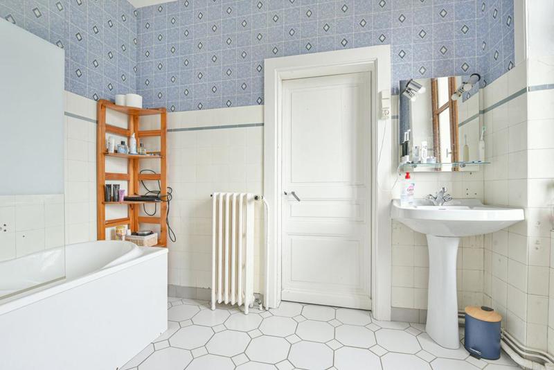 Maison - 182 m² - 8 pièces