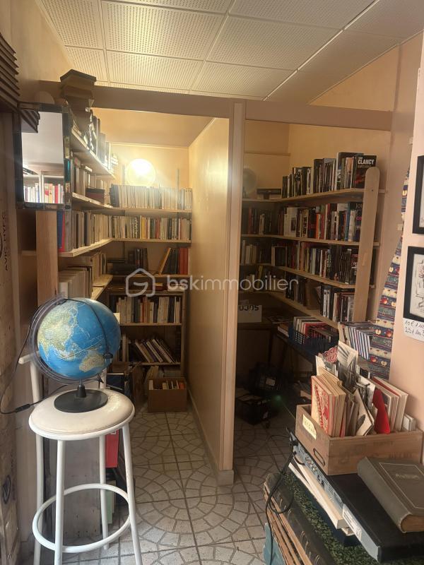 Local commercial - 177 m² - 4 pièces