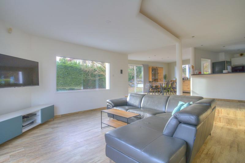 Maison - 190 m² - 6 pièces