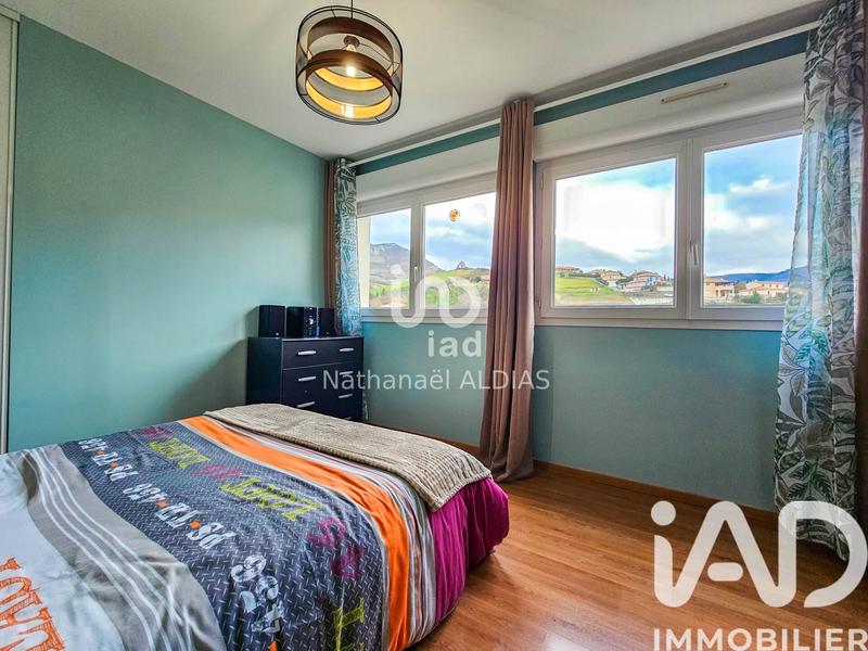 Maison - 87 m² - 5 pièces