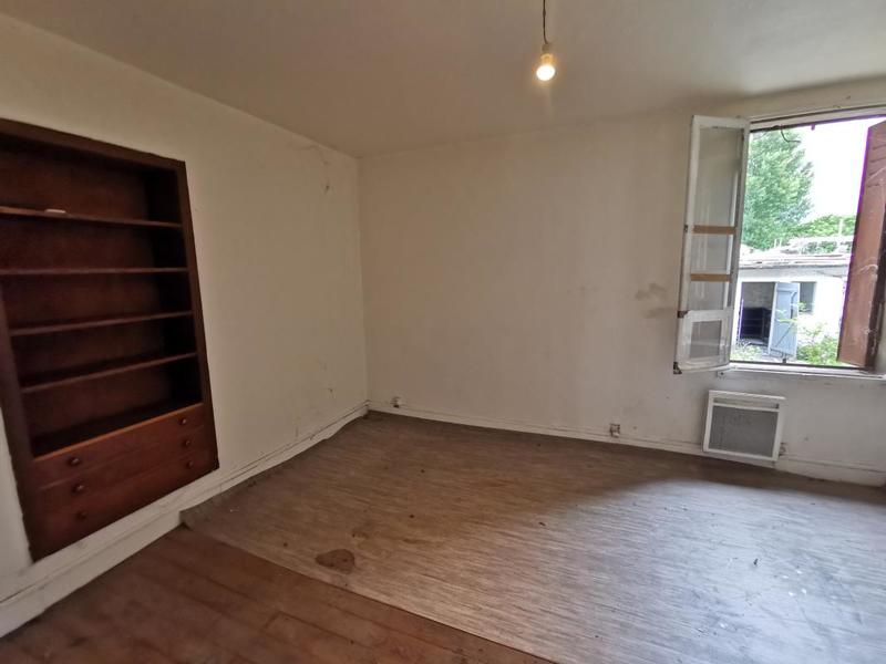 Local commercial - 83 m² - 3 pièces