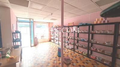 Local commercial - 40 m² - 3 pièces