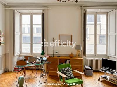 Maison - 404 m² - 14 pièces