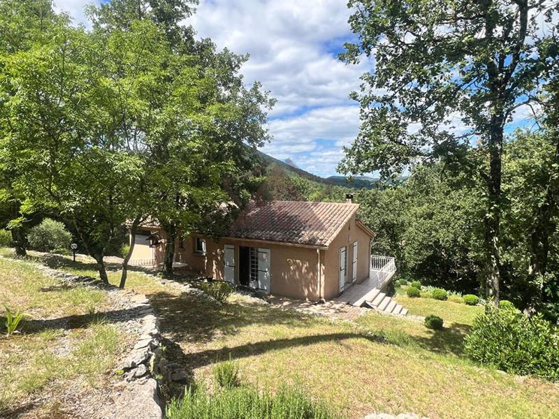 Maison - 101 m² - 4 pièces