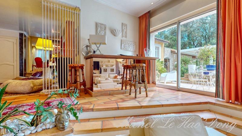 Maison - 166 m² - 5 pièces