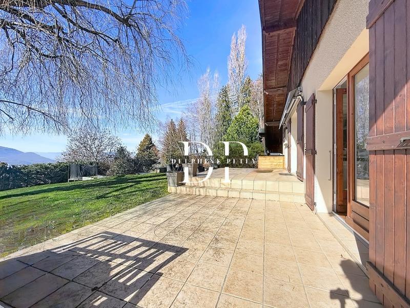 Maison - 165 m² - 7 pièces