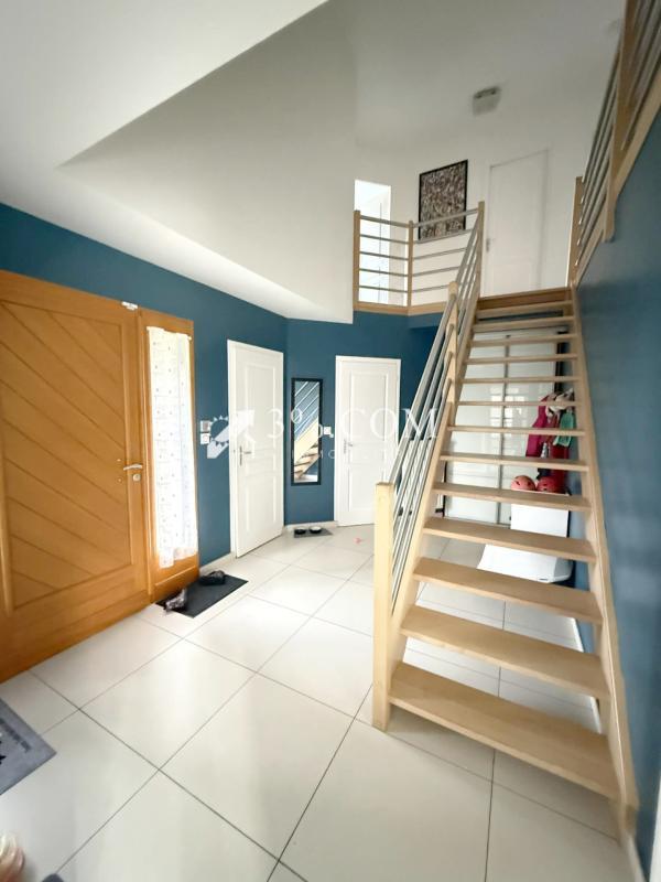 Maison - 160 m² - 7 pièces