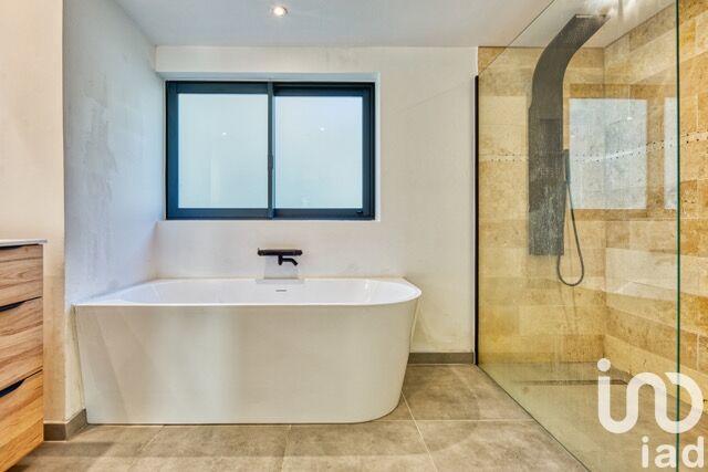 Maison de maîtres - 185 m² - 6 pièces