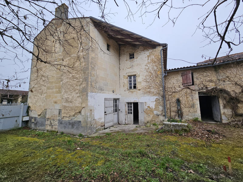 Maison - 180 m² - 4 pièces