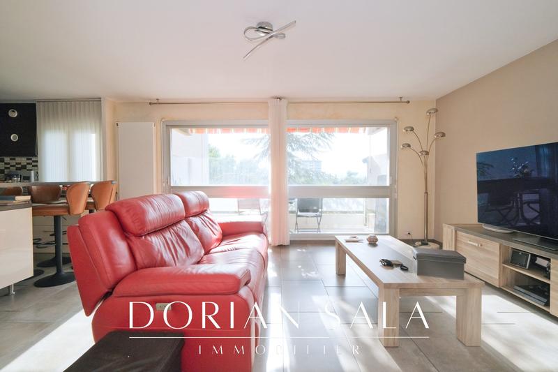 Appartement - 81 m² - 4 pièces