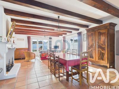 Maison - 102 m² - 3 pièces