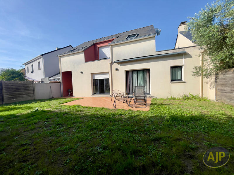 Maison - 150 m² - 5 pièces