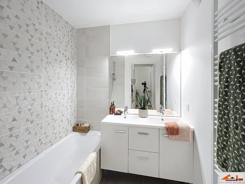 Maison - 86 m² - 4 pièces