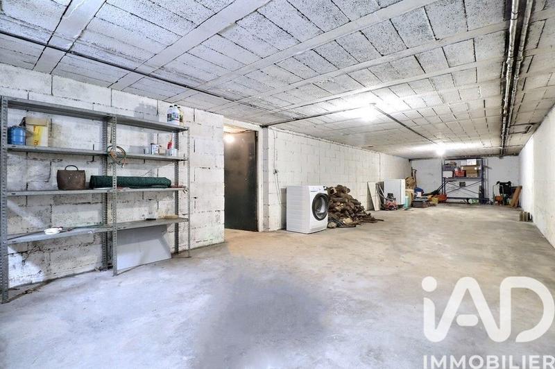 Maison - 170 m² - 9 pièces