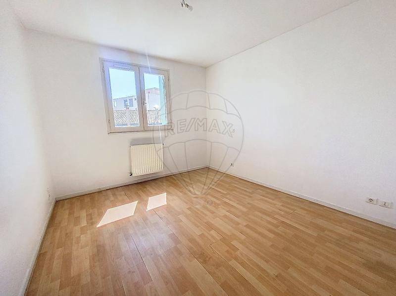 Immeuble - 234 m² - 9 pièces