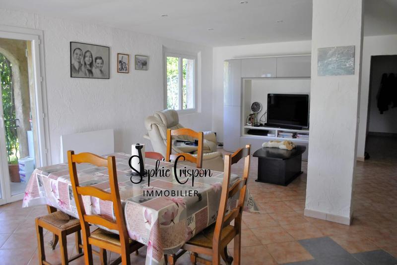 Villa - 245 m² - 8 pièces