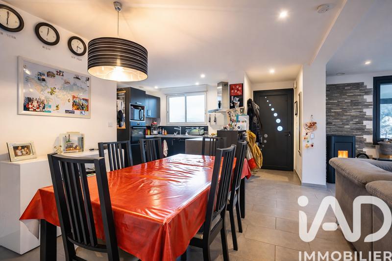Maison - 110 m² - 4 pièces