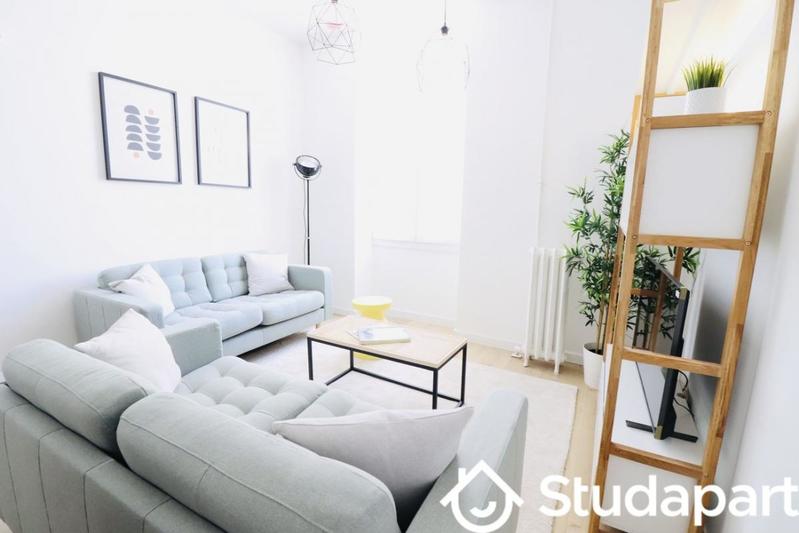 Chambre - 12 m² - 1 pièce