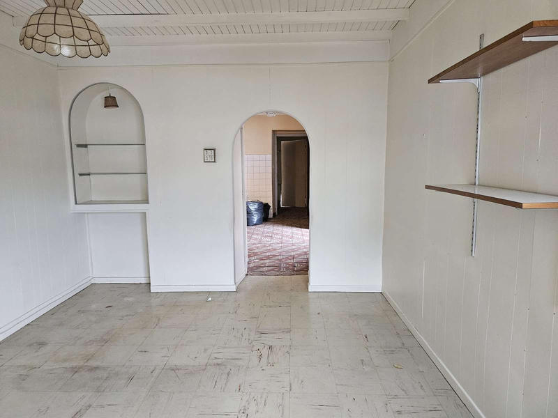 Maison - 180 m² - 7 pièces