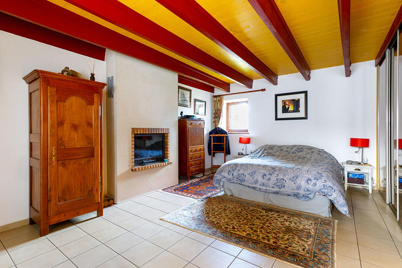 Maison - 188 m² - 5 pièces