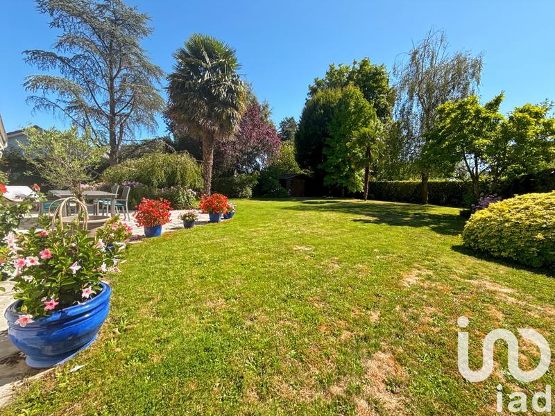 Maison - 180 m² - 7 pièces