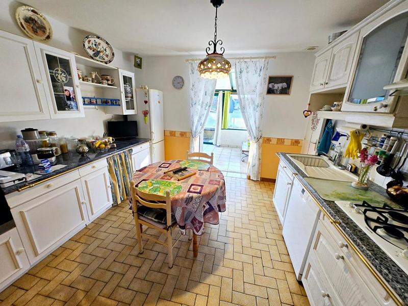 Maison - 111 m² - 5 pièces