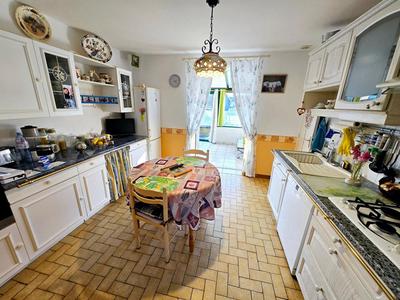 Maison - 111 m² - 5 pièces