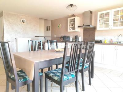 Propriété - 172 m² - 6 pièces