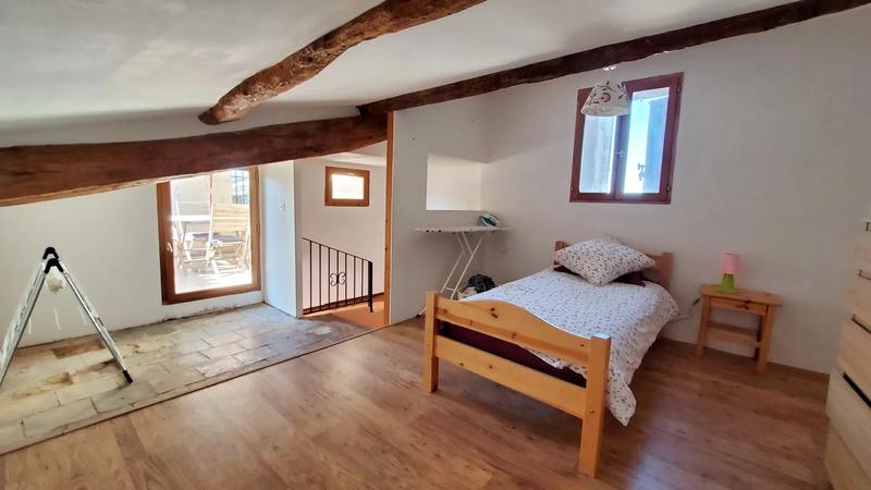 Appartement - 84 m² - 5 pièces