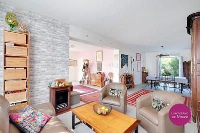 Villa - 230 m² - 8 pièces