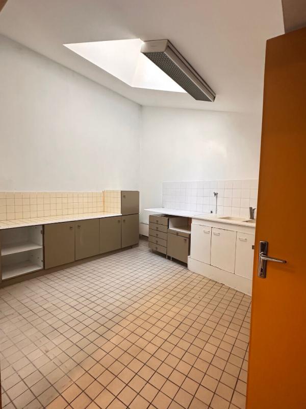 Local commercial - 67 m²