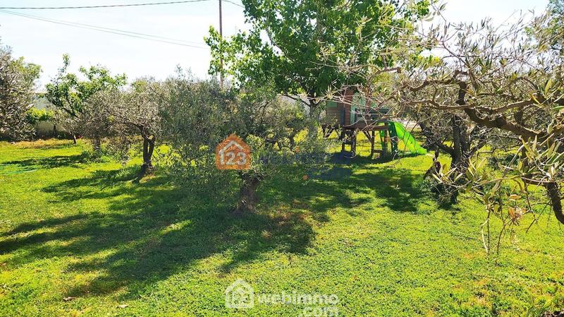 Maison - 200 m² - 10 pièces