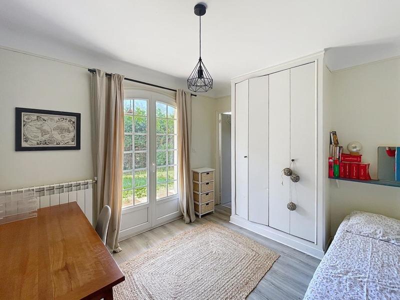 Maison - 193 m² - 8 pièces