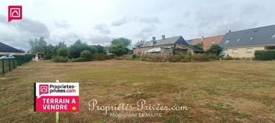 Terrain constructible - 1 008 m²