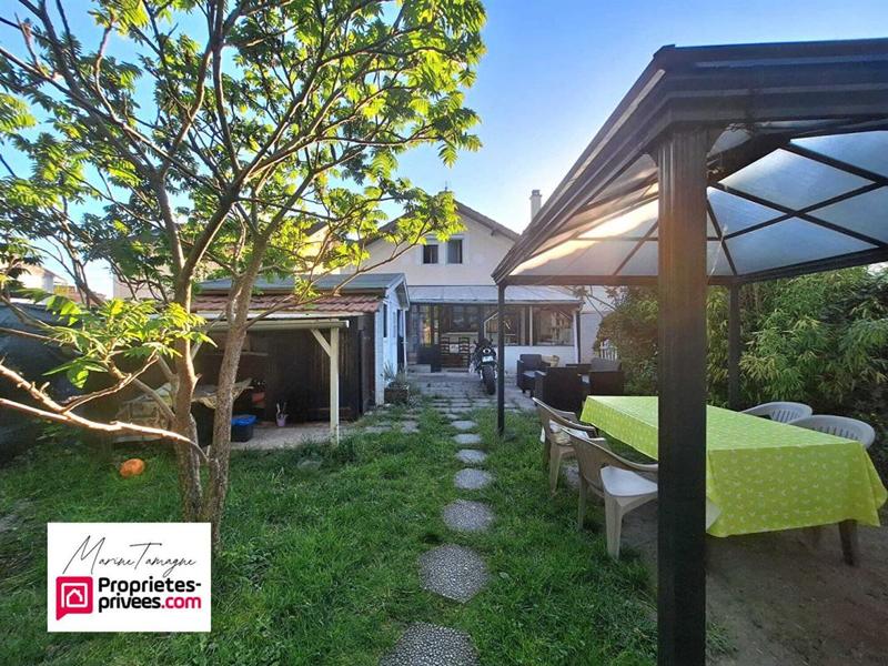 Maison - 115 m² - 6 pièces