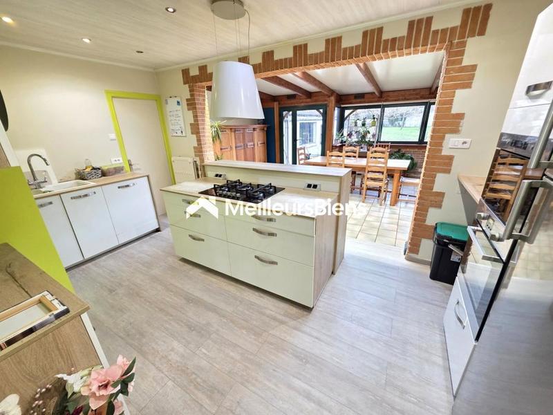 Maison - 122 m² - 4 pièces